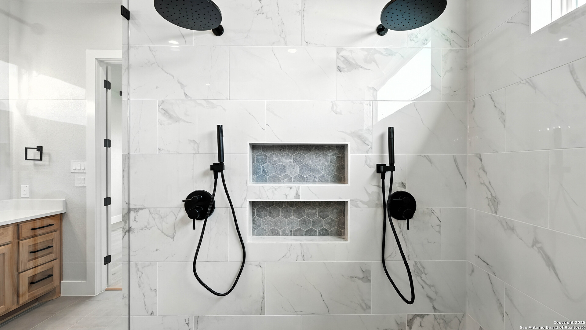 306 Toucan Drive Spring Branch, TX 78070 - Photo 40 of 50 a bathroom with a shower