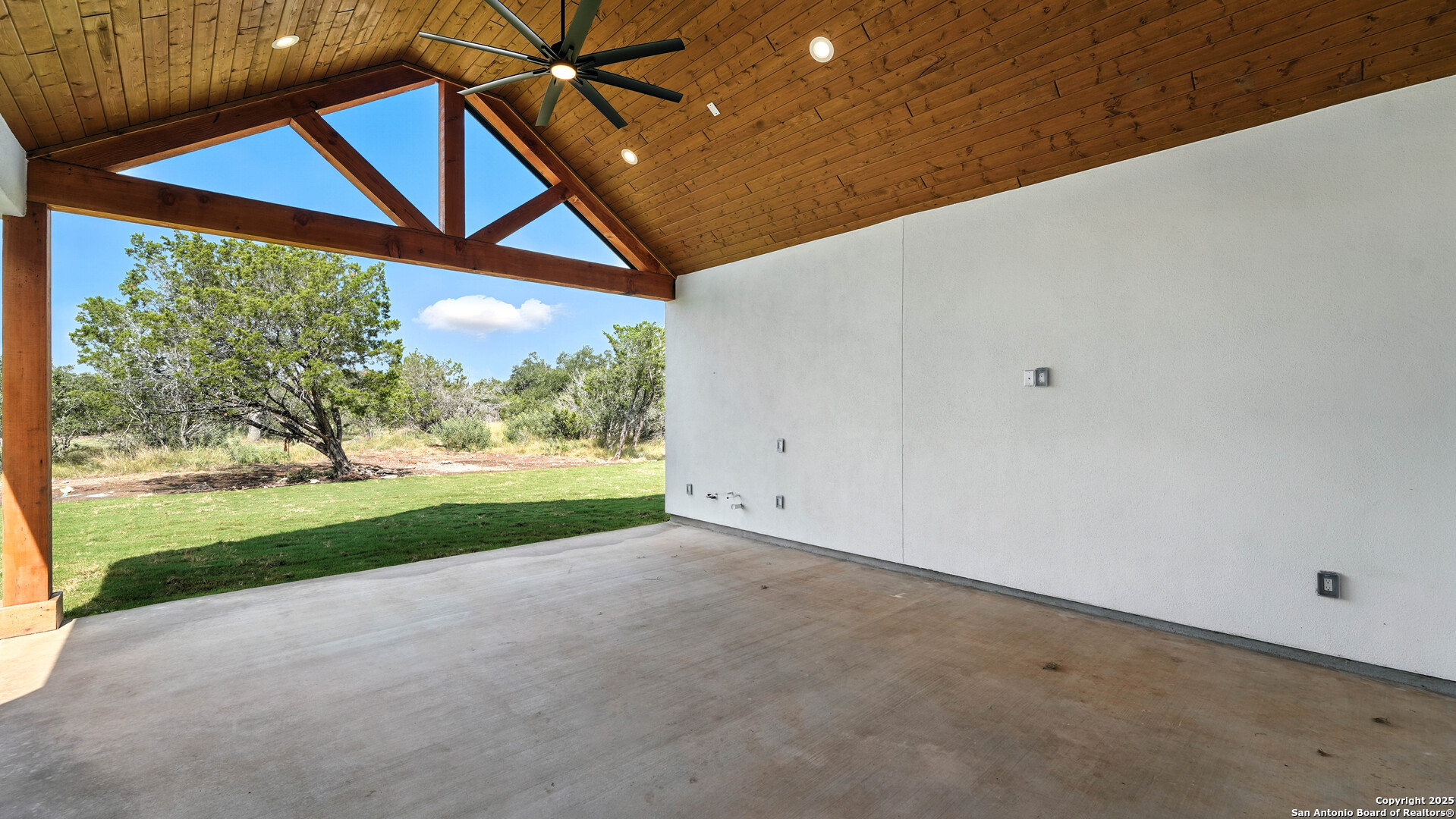 306 Toucan Drive Spring Branch, TX 78070 - Photo 45 of 50 a view of outdoor space and backyard