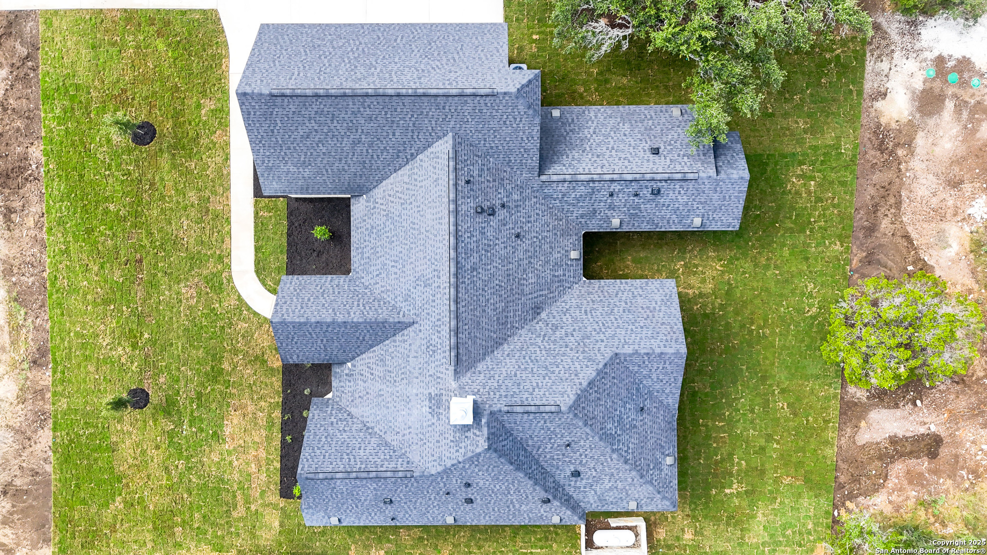 306 Toucan Drive Spring Branch, TX 78070 - Photo 50 of 50 an aerial view of a house with a garden