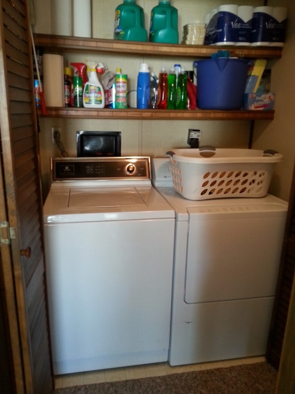14 Wampanoag Road Taunton, MA 02780 - Photo 5 of 10 Gallery Image 5