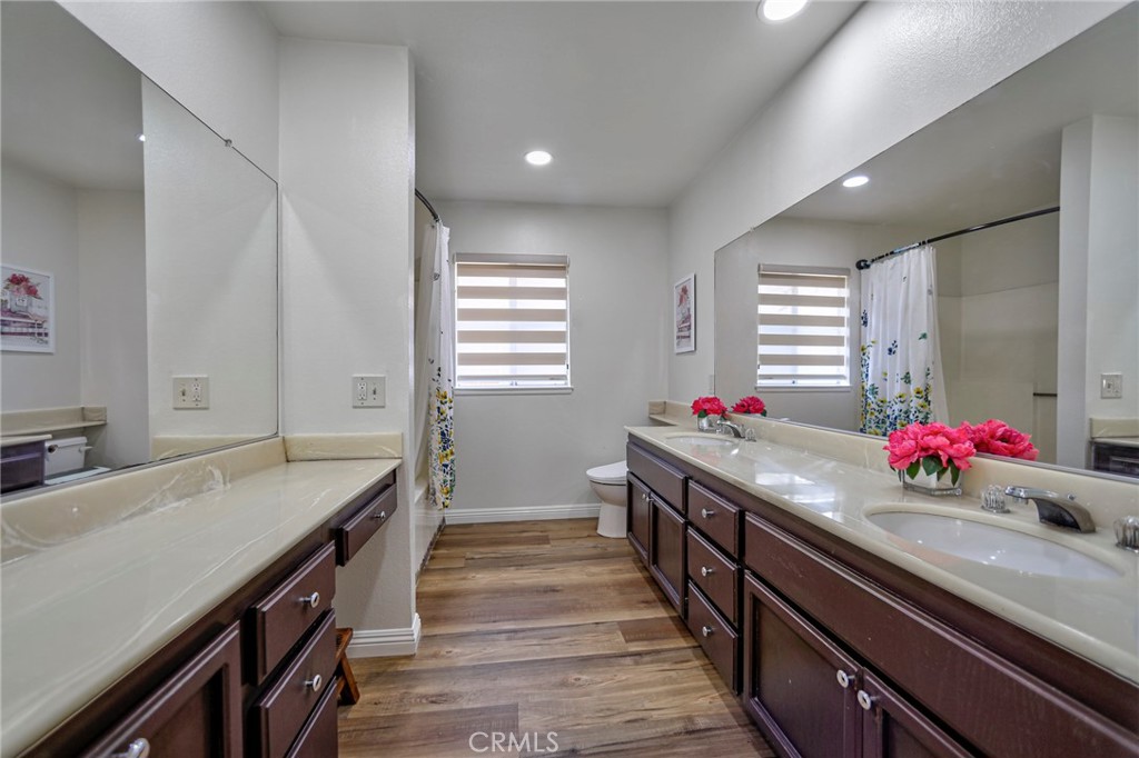 20851 Community Street, Unit 10 Winnetka, CA 91306 - Photo 14 of 23