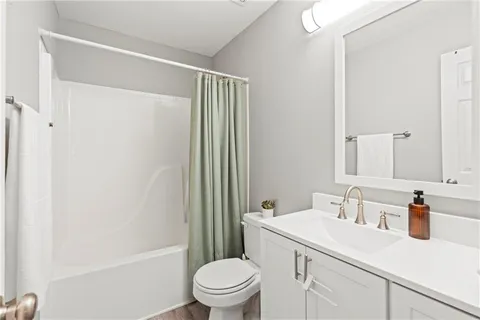 $360,000 | 7808 Northeast 109th Circle, Kansas City, MO 64157