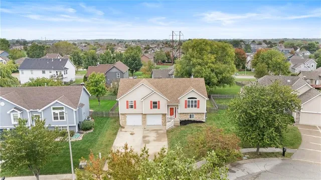 $365,000 | 7808 Northeast 109th Circle, Kansas City, MO 64157