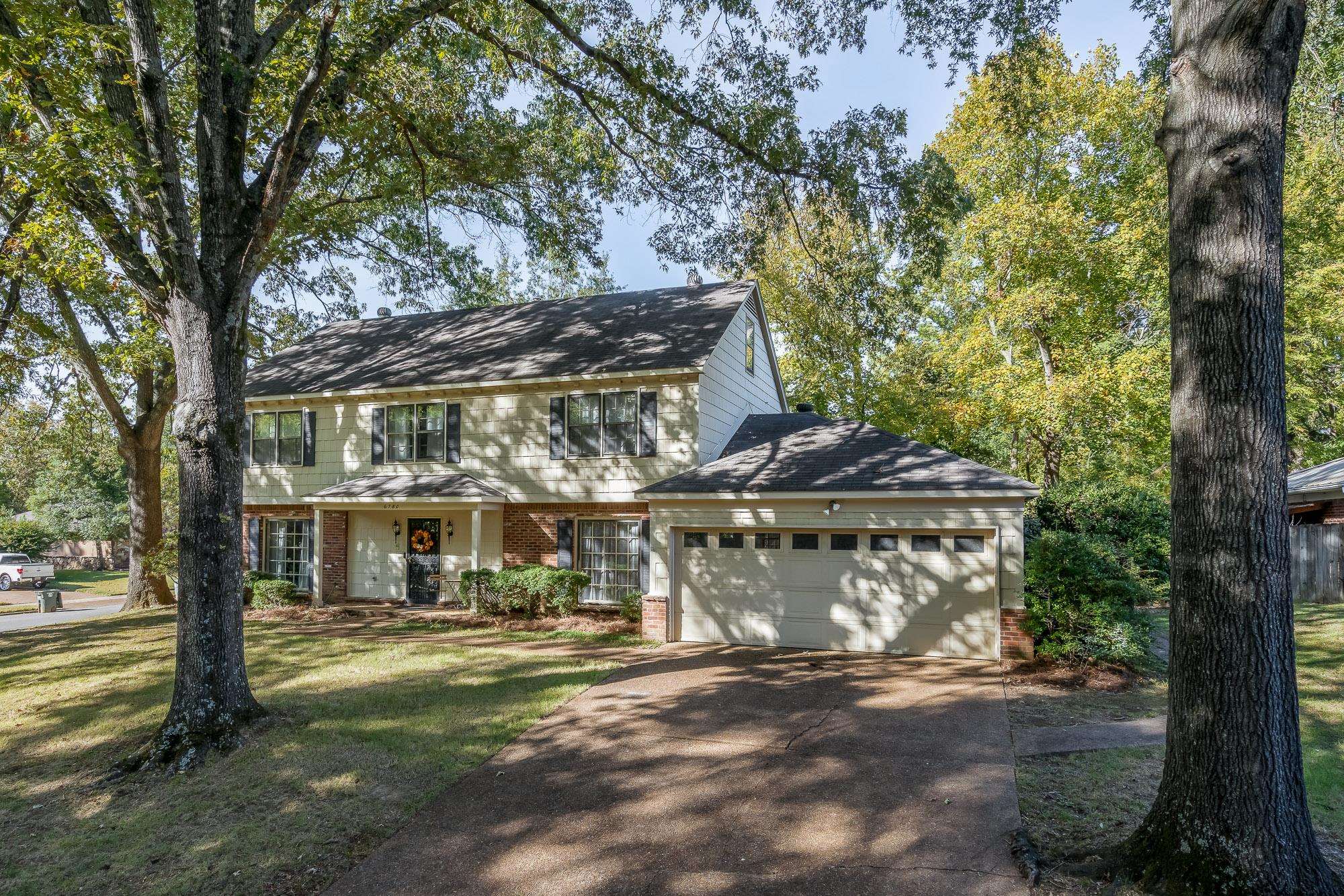 6780 Wytham Drive Memphis, TN 38119 - Photo 3 of 25 a view of a large building