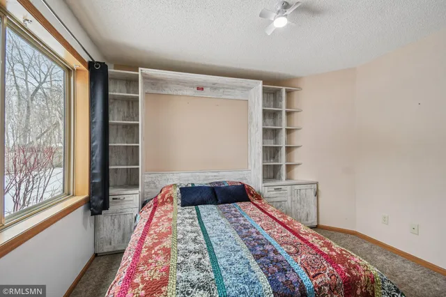 $425,000 | 11187 Eagle Ridge Way, Chisago City, MN 55013