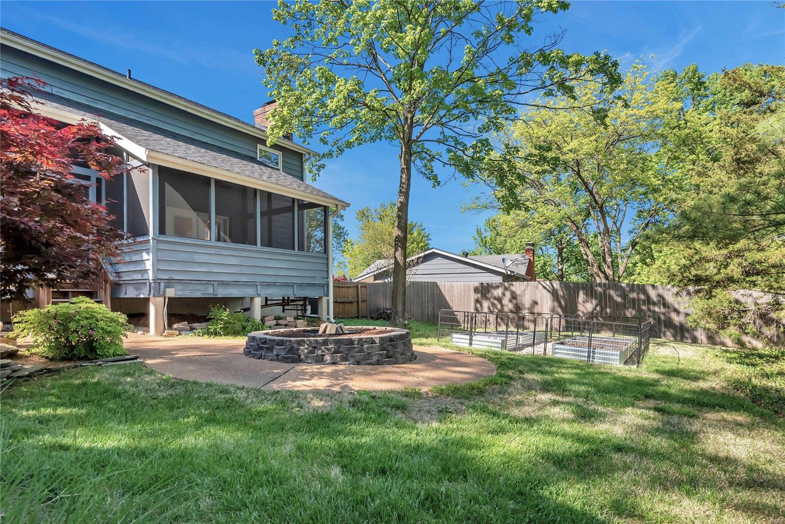 15082 Country Ridge Drive Chesterfield, MO 63017 - Photo 35 of 38 Gallery Image 35