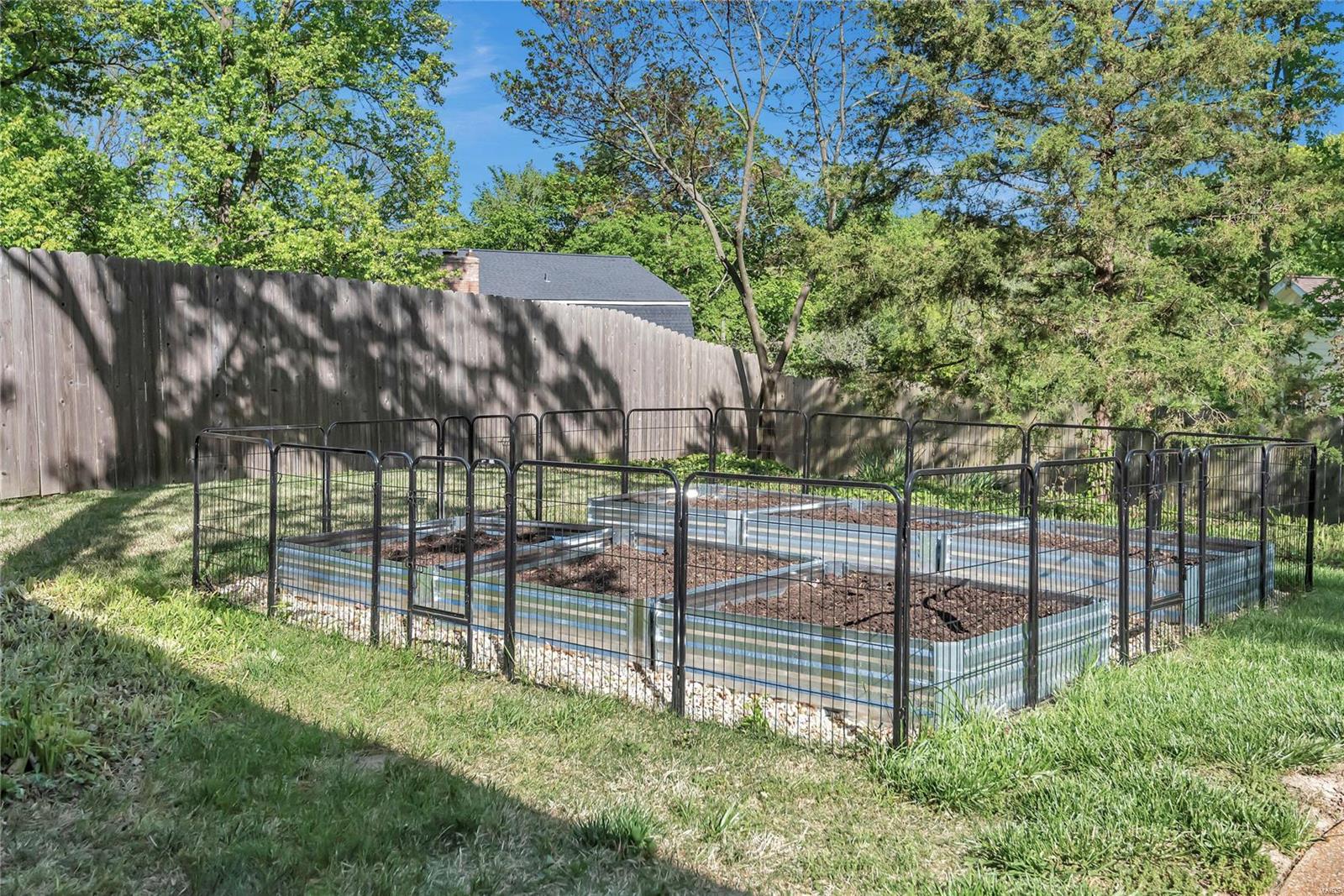 15082 Country Ridge Drive Chesterfield, MO 63017 - Photo 36 of 38 Gallery Image 36