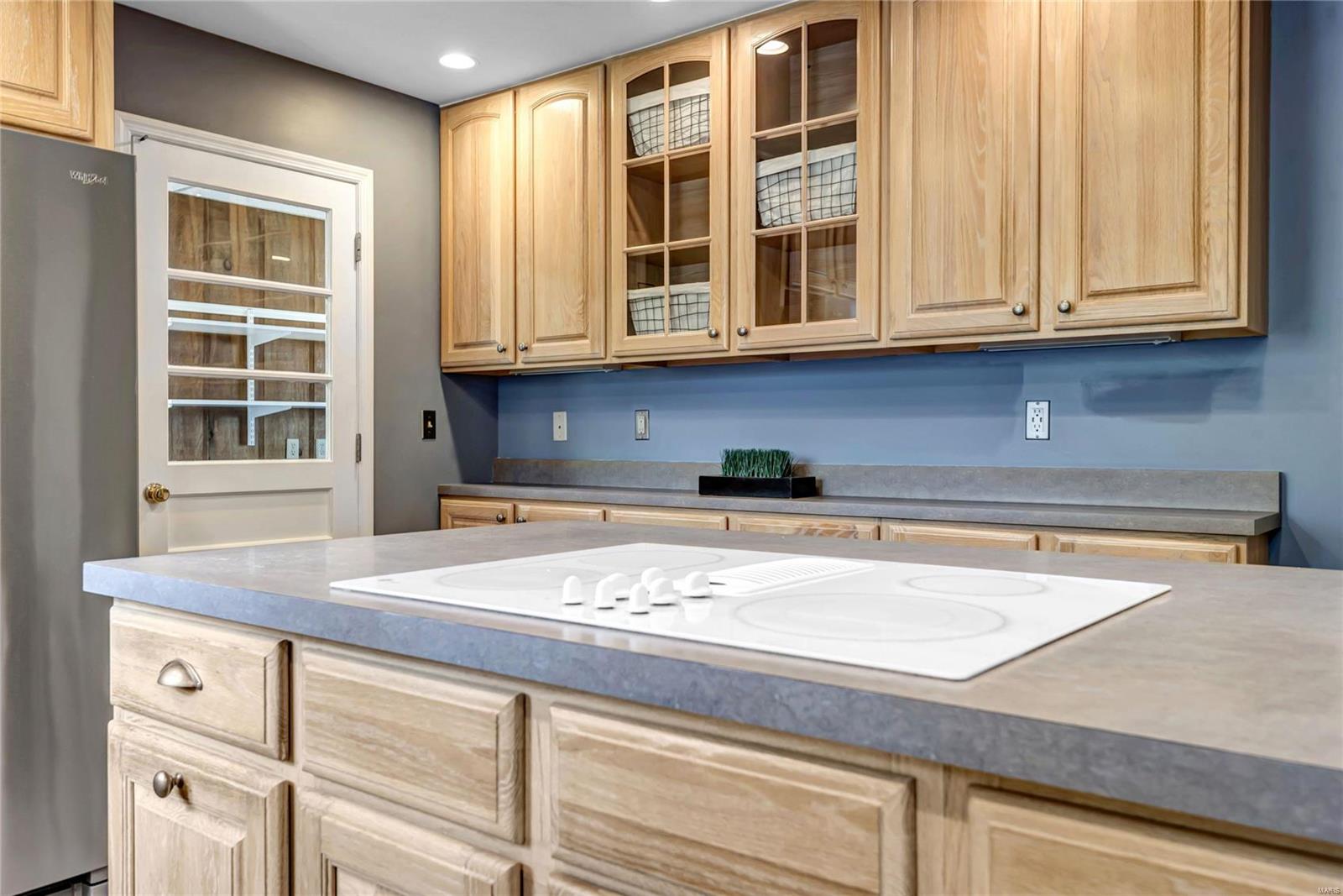 15082 Country Ridge Drive Chesterfield, MO 63017 - Photo 7 of 38 Gallery Image 7