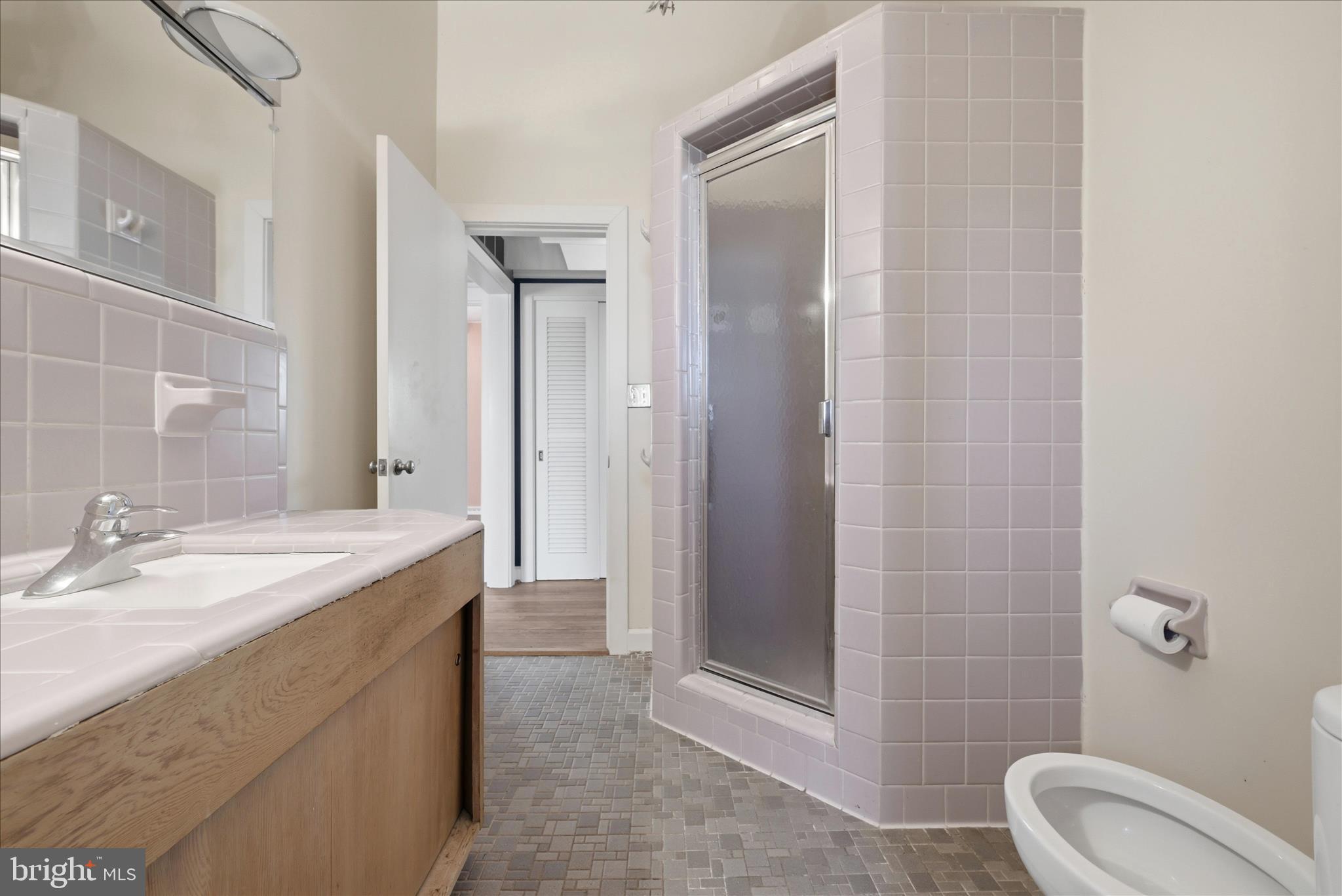 2517 5 Points Road Marshall, VA 20115 - Photo 41 of 147 Bathroom 1