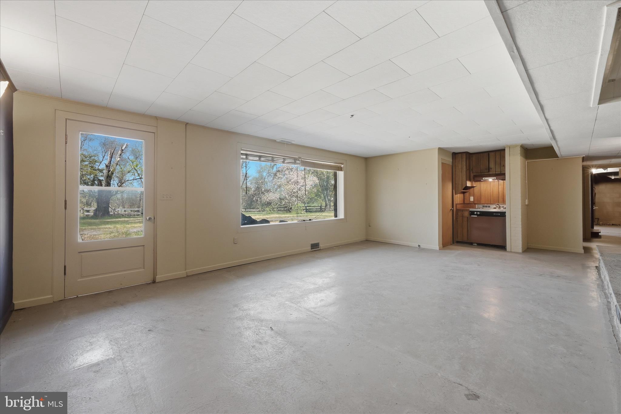 2517 5 Points Road Marshall, VA 20115 - Photo 71 of 147 Basement Living Area