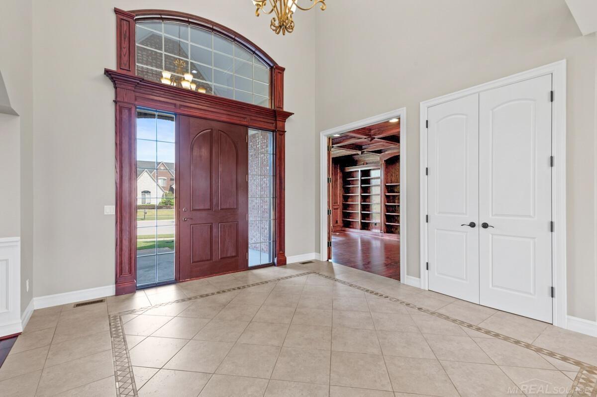 54141 Deer Ridge Court Rochester, MI 48307 - Photo 6 of 56