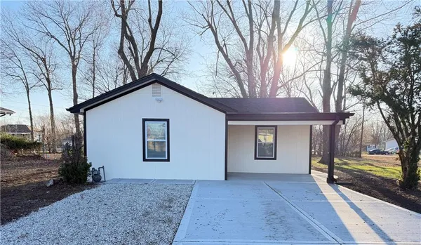 $170,000 | 16015 Ann Avenue, Belton, MO 64012