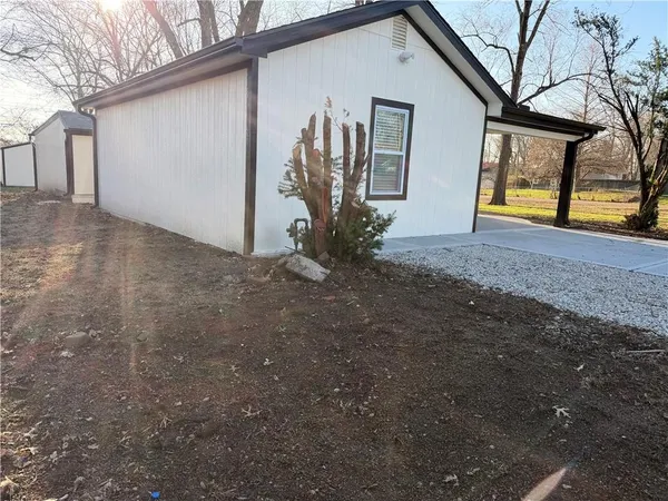 $159,500 | 16015 Ann Avenue, Belton, MO 64012