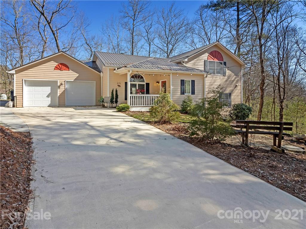 694 Tiptop Road Brevard, NC 28712 - Photo 2 of 32 Gallery Image 2