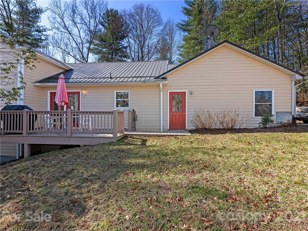 694 Tiptop Road Brevard, NC 28712 - Photo 25 of 32 Gallery Image 25