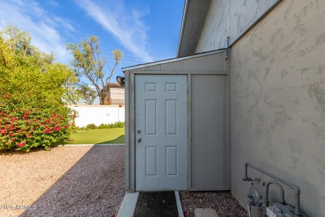 $599,000 | 30 West Del Rio Circle, Tempe, AZ 85282