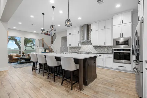 $1,250,000 | 2009 Nature View Loop, Driftwood, TX 78619