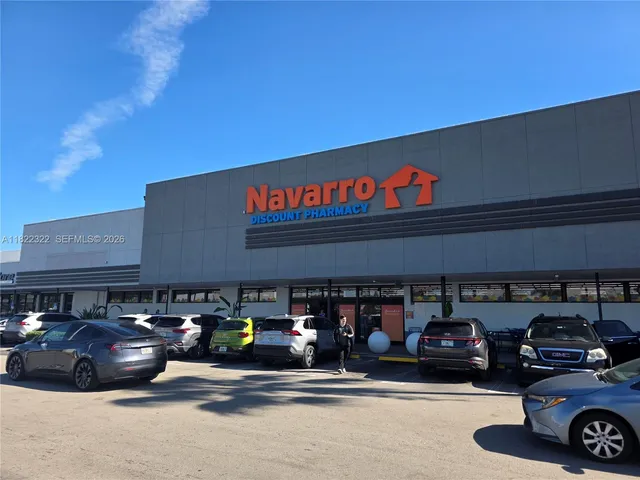 $299,900 | 17000 Northwest 67th Avenue, Unit 126, Hialeah, FL 33015