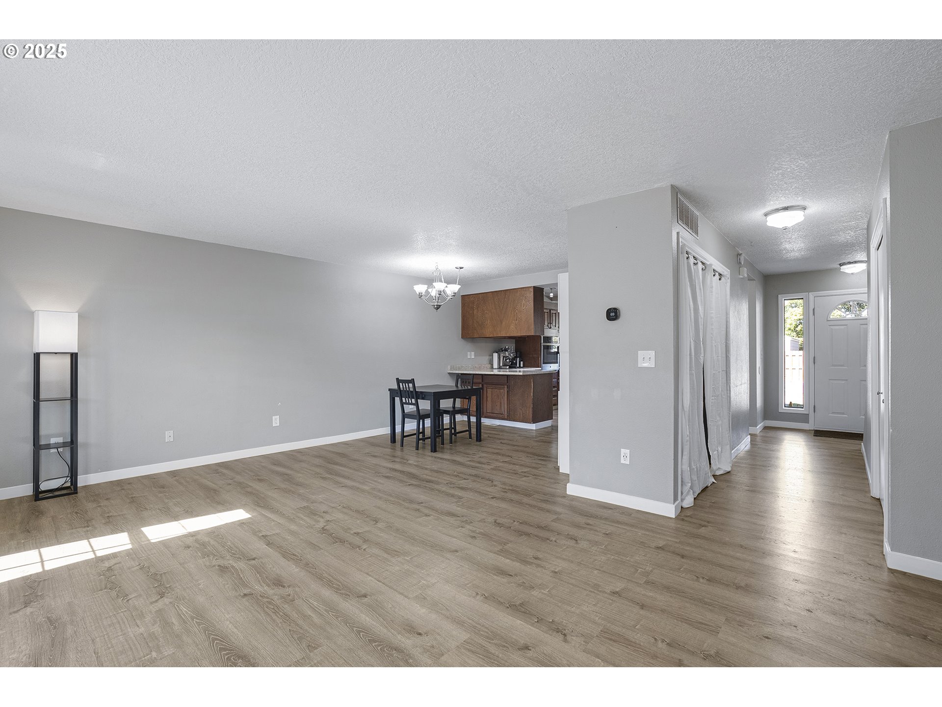 524 North 20th Place Cornelius, OR 97113 - Photo 9 of 37