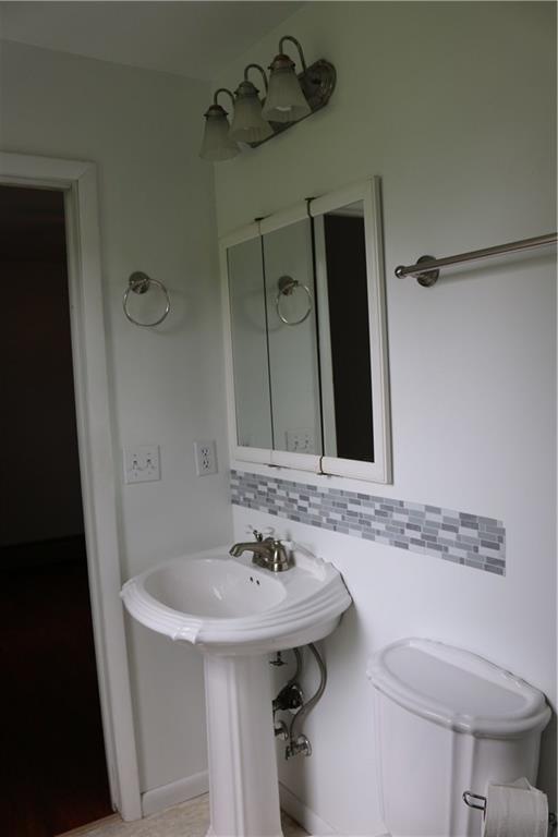 2808 Ridge Rd Extension Baden, PA 15005 - Photo 17 of 20
