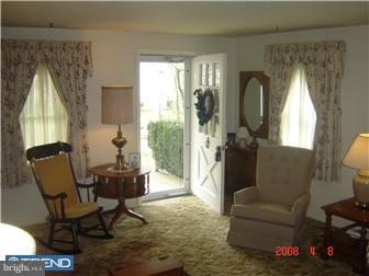 203 Garth Road Oreland, PA 19075 - Photo 5 of 8 Gallery Image 5