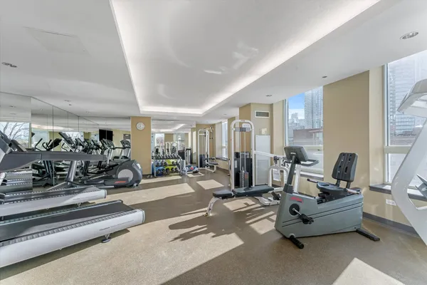 $4,500 | 600 North Kingsbury Street, Unit 1609, Chicago, IL 60654