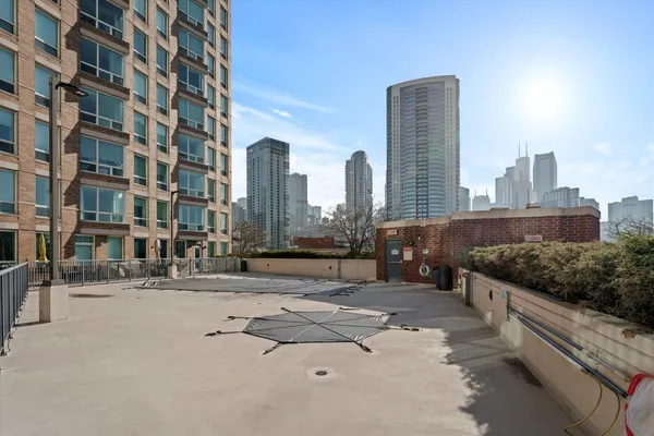 $4,500 | 600 North Kingsbury Street, Unit 1609, Chicago, IL 60654