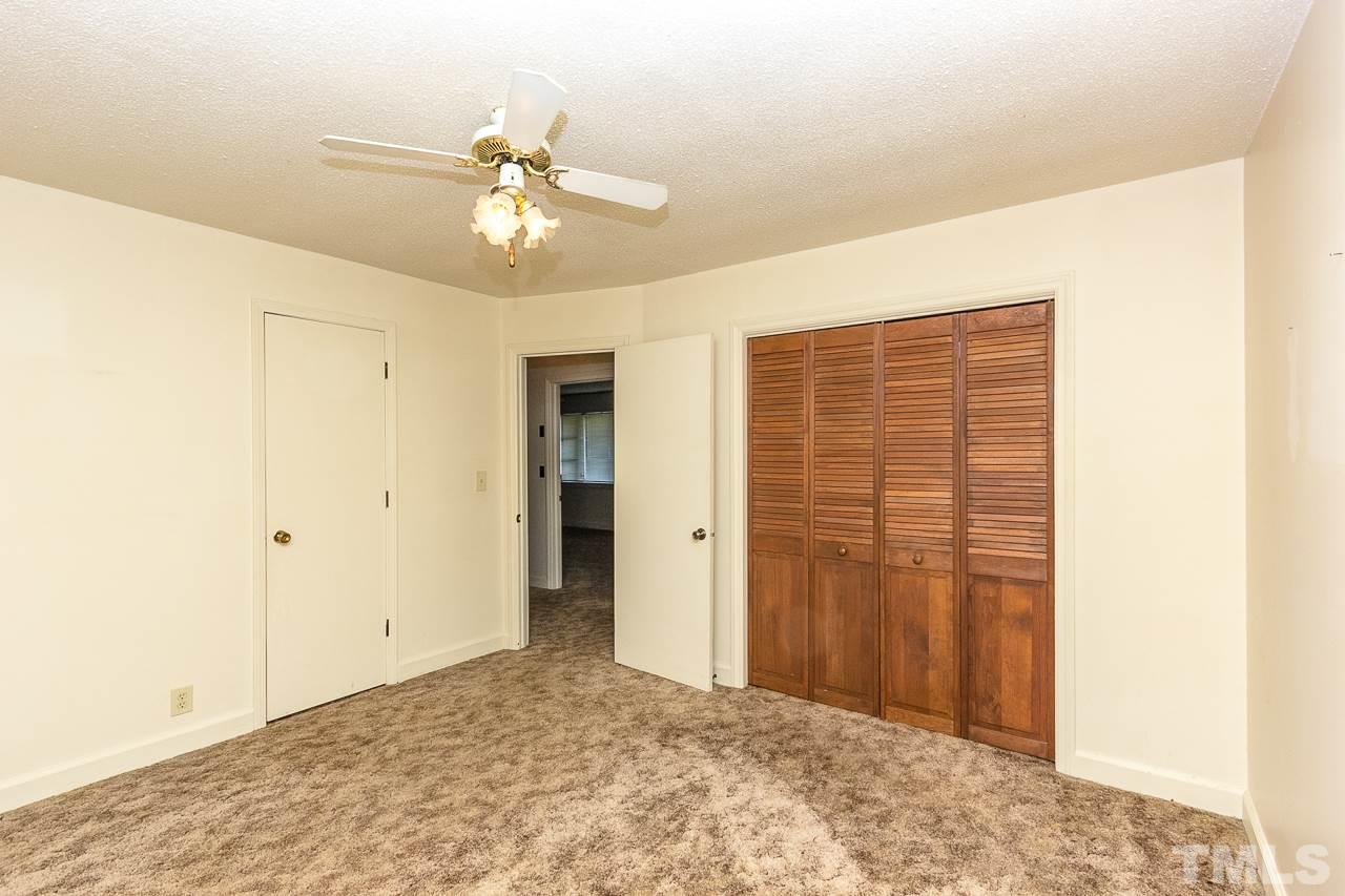 10905 Leesville Road Raleigh, NC 27617 - Photo 14 of 30