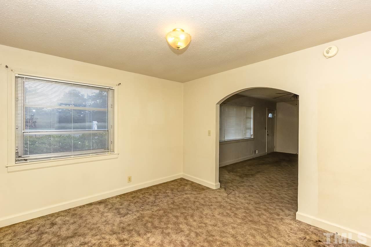 10905 Leesville Road Raleigh, NC 27617 - Photo 15 of 30