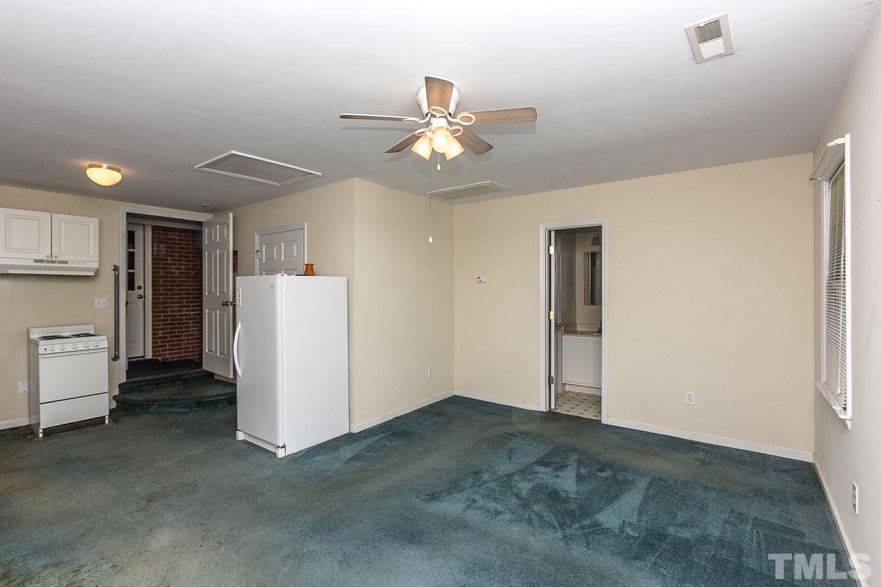 10905 Leesville Road Raleigh, NC 27617 - Photo 24 of 30