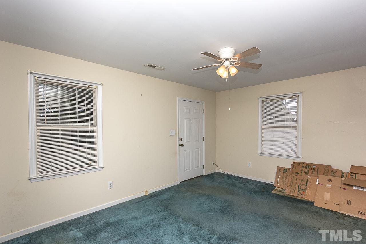 10905 Leesville Road Raleigh, NC 27617 - Photo 25 of 30