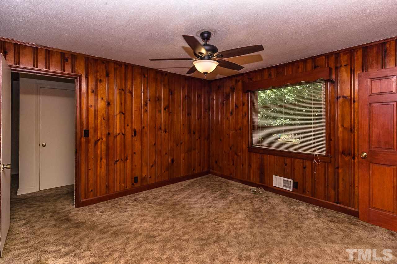 10905 Leesville Road Raleigh, NC 27617 - Photo 5 of 30