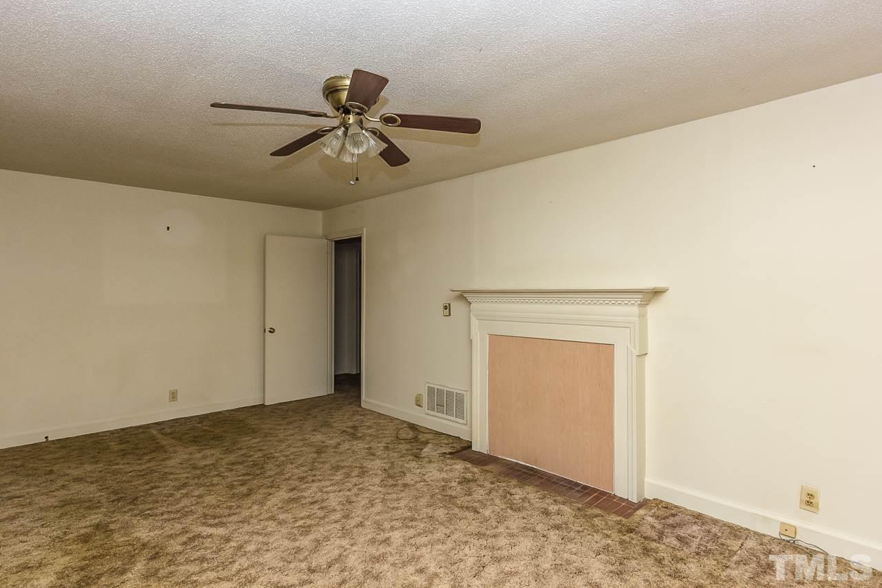 10905 Leesville Road Raleigh, NC 27617 - Photo 8 of 30
