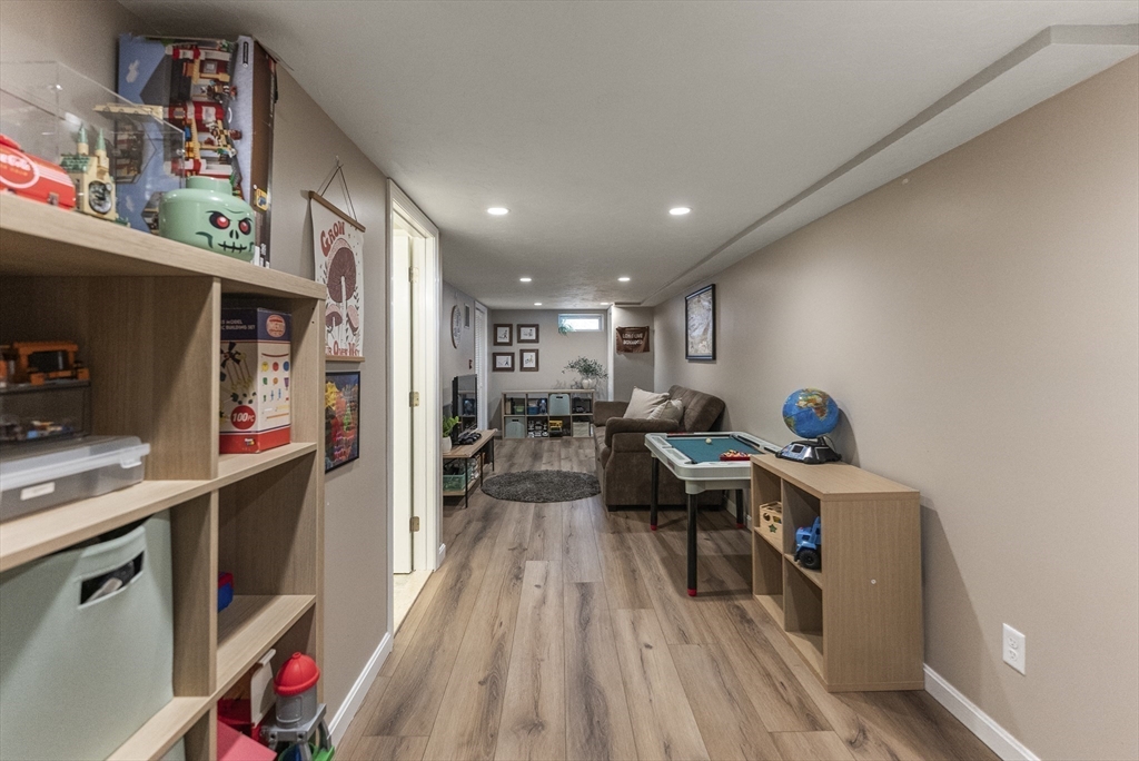 70 7 Hills Road Plymouth, MA 02360 - Photo 31 of 42 a view of a kitchen and dining room