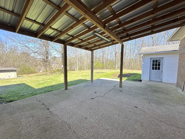 $179,000 | 115 South Oak Street, Collinwood, TN 38450