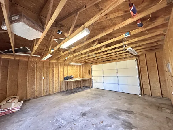 $179,000 | 115 South Oak Street, Collinwood, TN 38450
