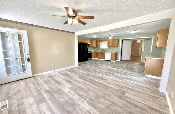 $179,000 | 115 South Oak Street, Collinwood, TN 38450