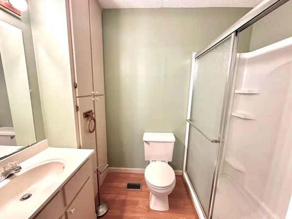 $179,000 | 115 South Oak Street, Collinwood, TN 38450