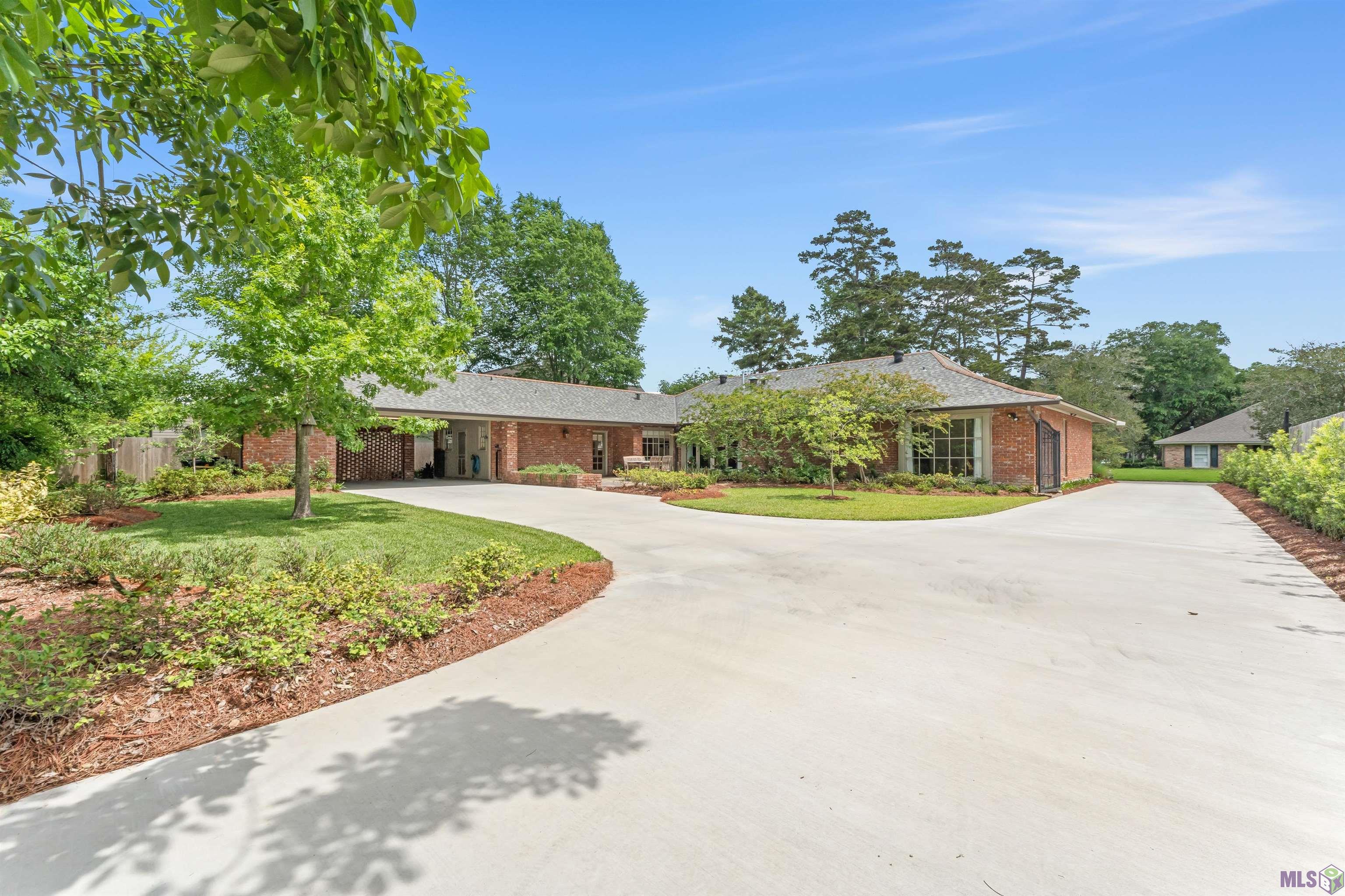 1932 Country Club Drive Baton Rouge, LA 70808 - Photo 13 of 15