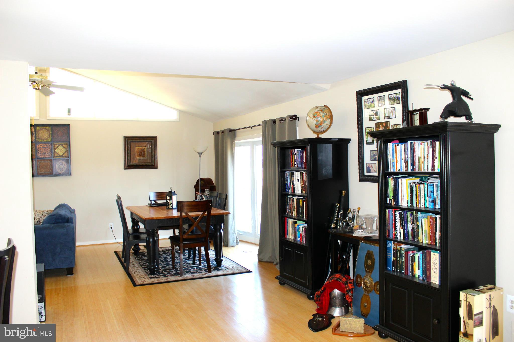 5940 Craft Road Alexandria, VA 22310 - Photo 8 of 18 Interior (General)