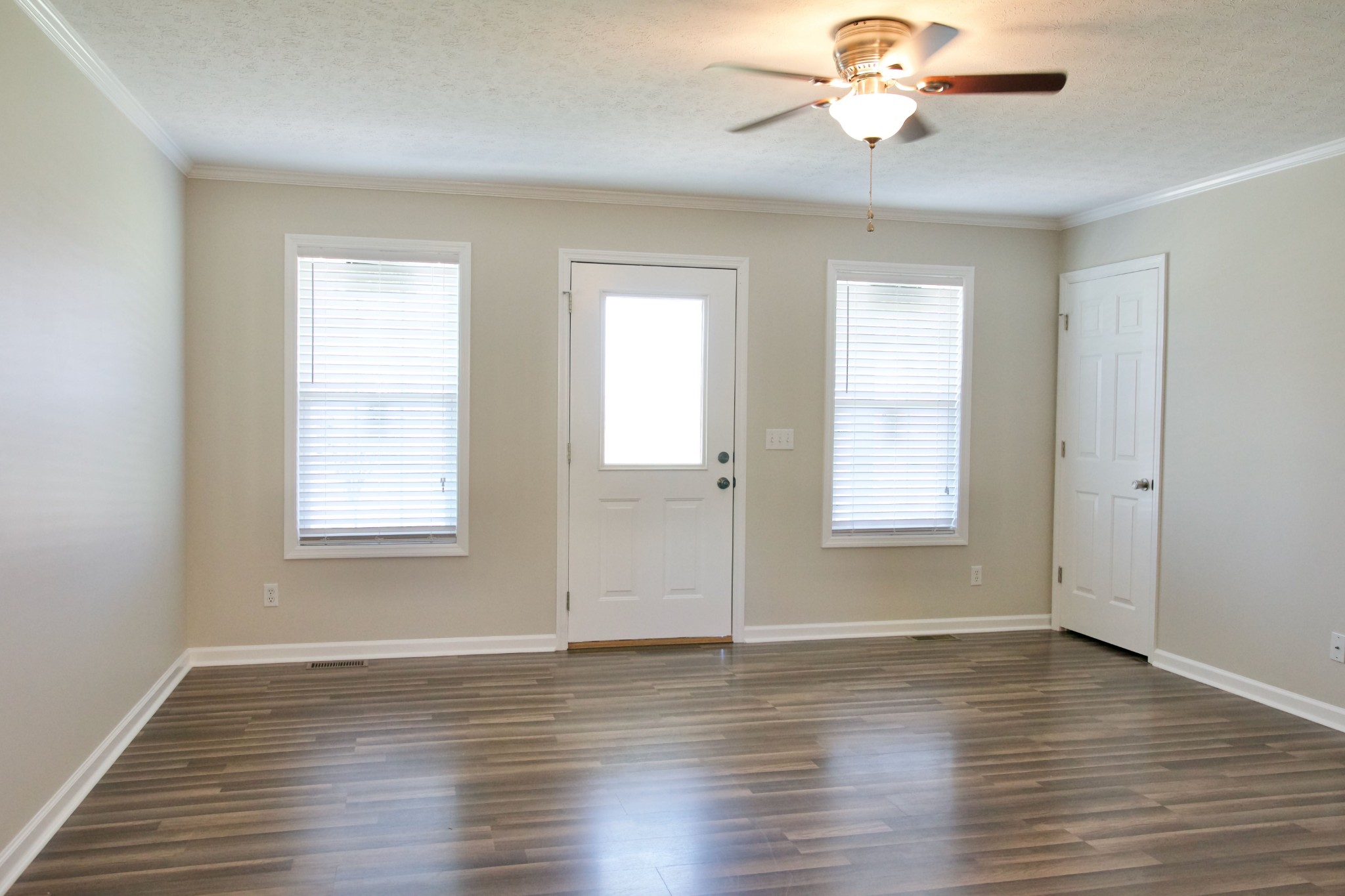 284 Locust Grove Road Cookeville, TN 38501 - Photo 8 of 26 Gallery Image 8