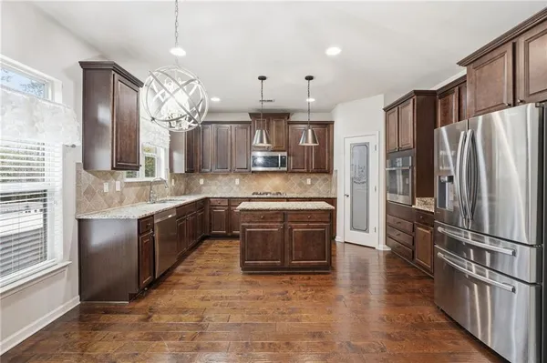 $515,000 | 12090 Centerra Drive, Hampton, GA 30228