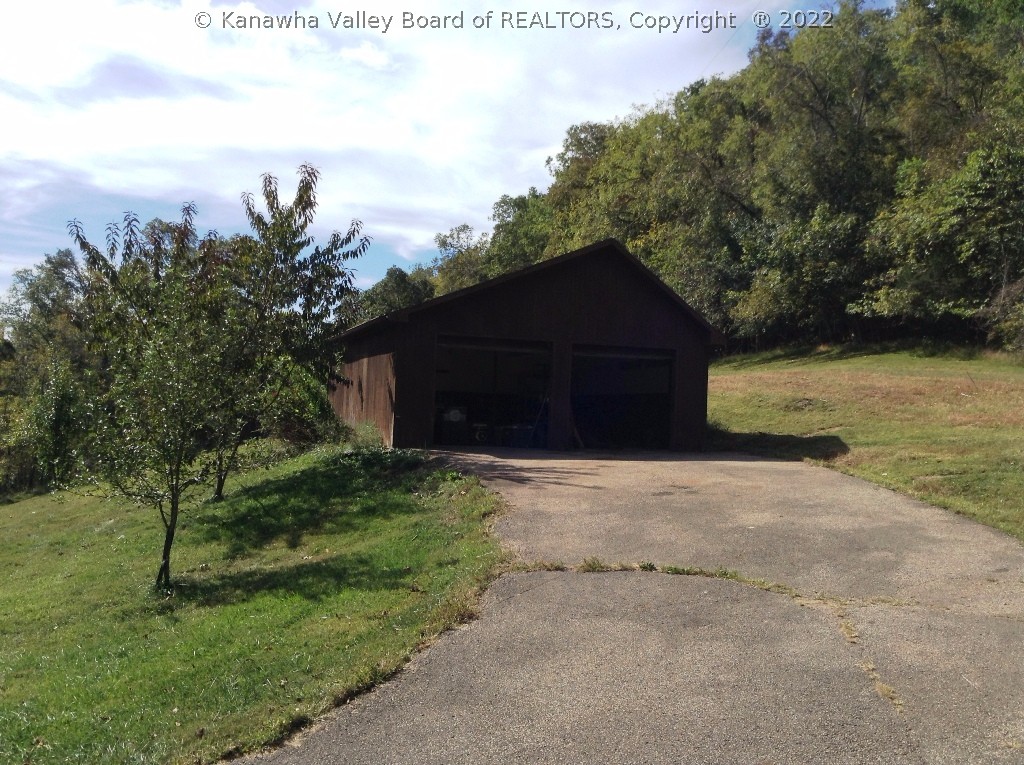 756 Shatto Road Ripley, WV 25271 - Photo 3 of 29 Gallery Image 3