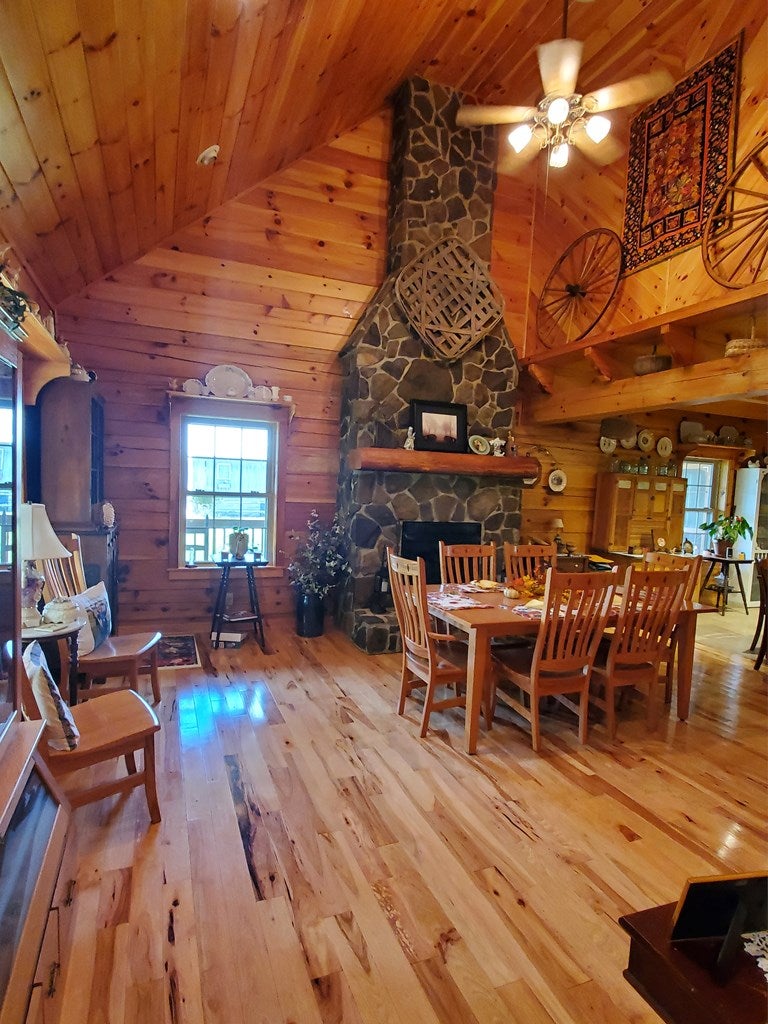 1447 Old Ebenezer Road Marion, VA 24354 - Photo 28 of 73 Gallery Image 28