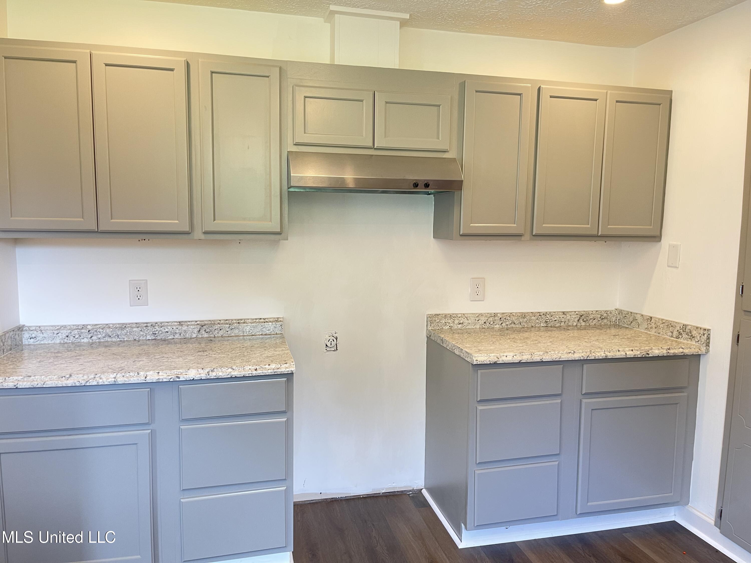 5733 Lucius Taylor Road Como, MS 38619 - Photo 8 of 13 kitchen 2