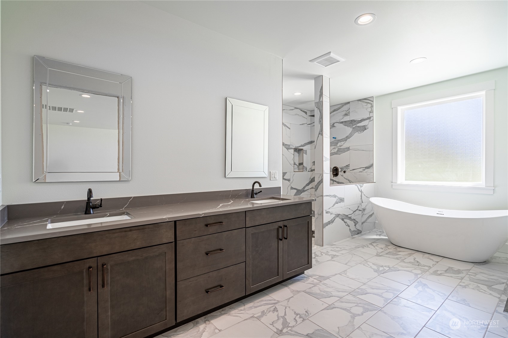 1275 Apple Acres Road Chelan, WA 98816 - Photo 17 of 38 Gallery Image 17