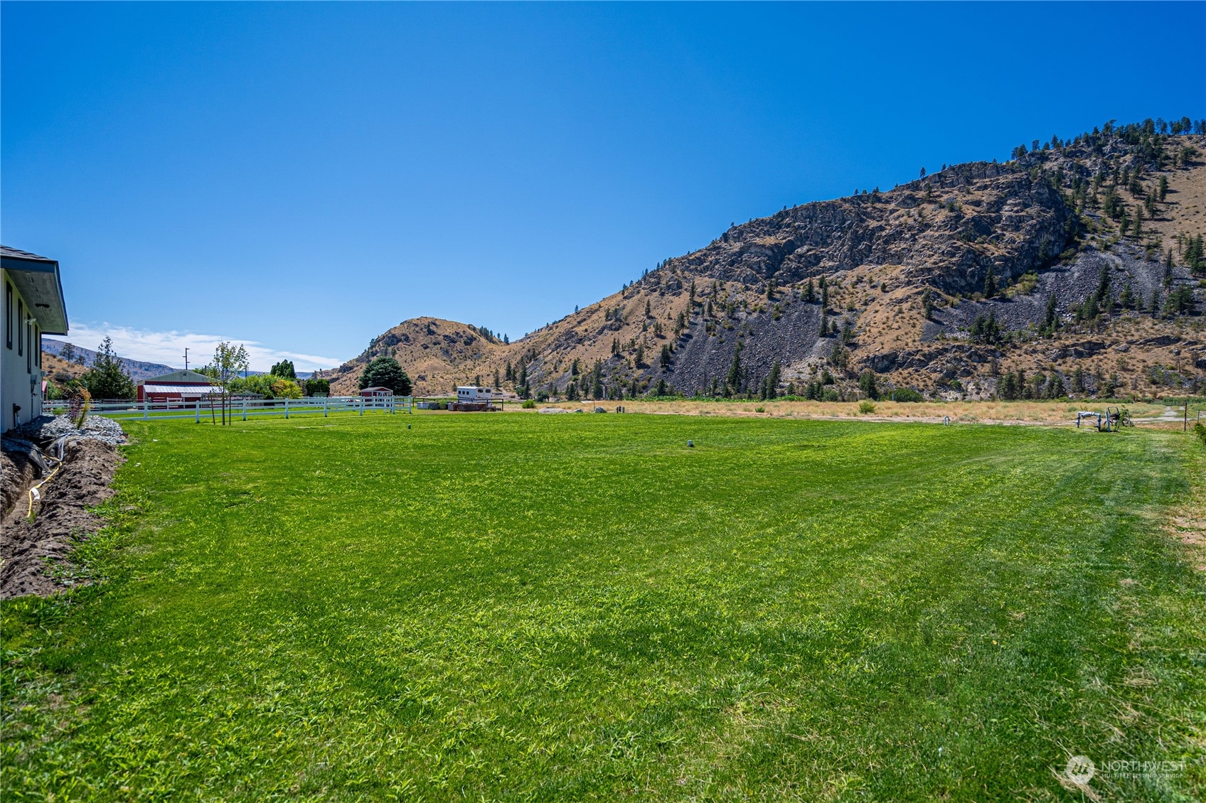 1275 Apple Acres Road Chelan, WA 98816 - Photo 30 of 38 Gallery Image 30