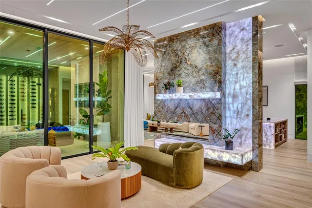 $16,950,000 | 408 Coral Way, Fort Lauderdale, FL 33301