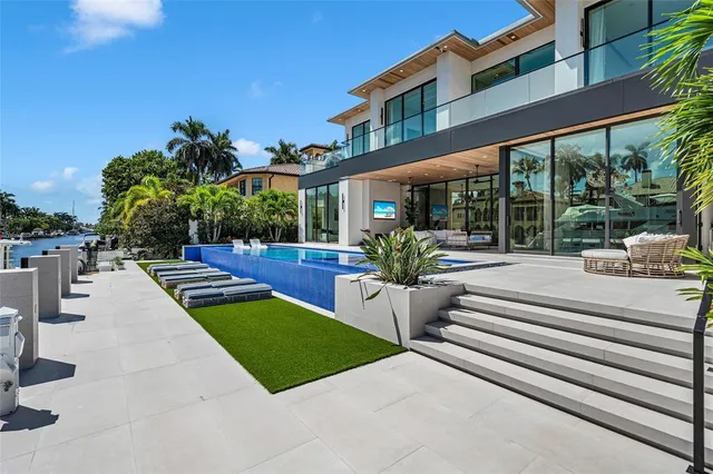 $16,950,000 | 408 Coral Way, Fort Lauderdale, FL 33301