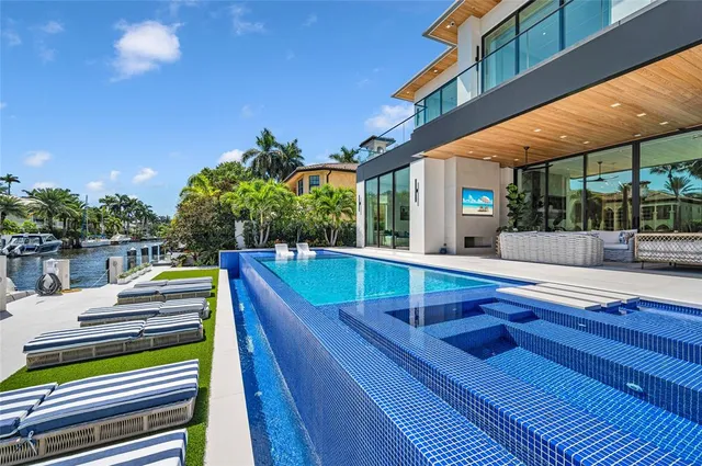 $16,950,000 | 408 Coral Way, Fort Lauderdale, FL 33301